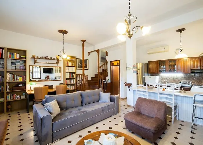 μariza's Escape Villa Afissos