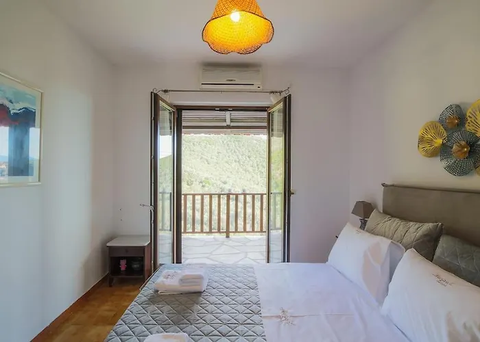 Villa μariza's Escape