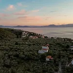 Vilă μariza's Escape Afissos